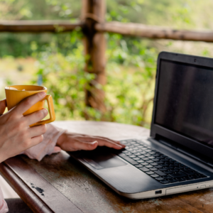 10 Trabalhos Remotos que não exige Faculdade